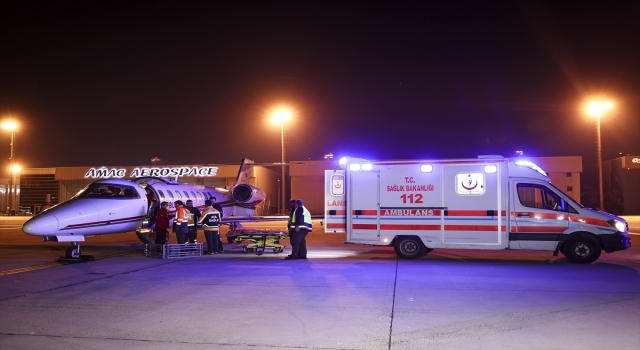 Suudi Arabistan’da rahatsızlanan 2 Türk vatandaşı ambulans uçakla İstanbul’a getirildi