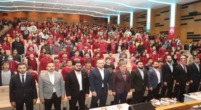 TÜGVA Genel Başkanı Beşinci, Adana’da ”5. Kitap Kurdu Yarışması”nı tanıttı
