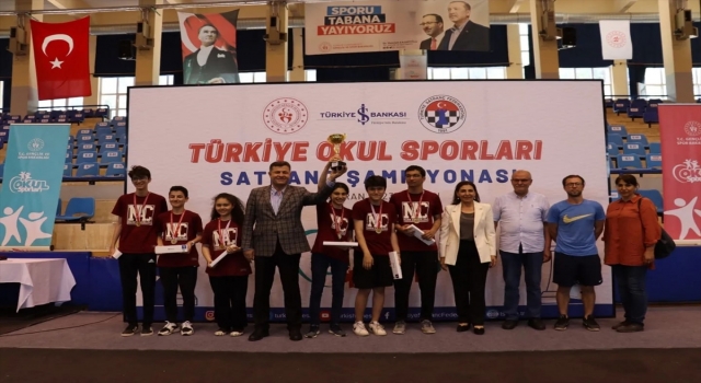 Aydın’da düzenlenen Türkiye Okul Sporları Satranç Şampiyonası sona erdi