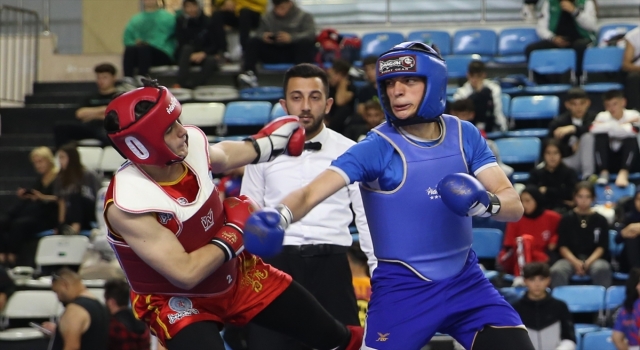 Sakarya’da Wushu Okul Sporları Türkiye Şampiyonası sürüyor