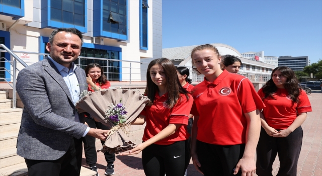 Gençlik ve Spor Bakan Yardımcısı Enes Eminoğlu, Edirne’de milli sporcularla bir araya geldi