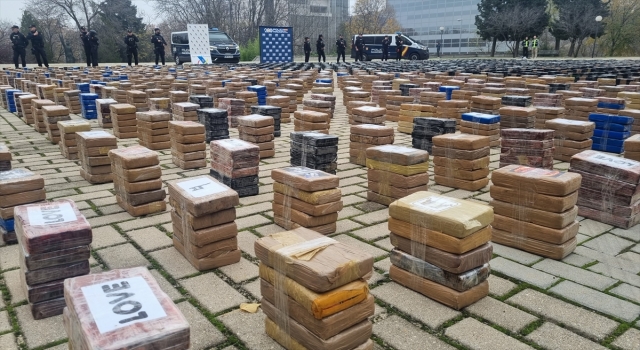 İspanya’da dondurulmuş ton balığı kutularında yaklaşık 11 ton kokain ele geçirildi