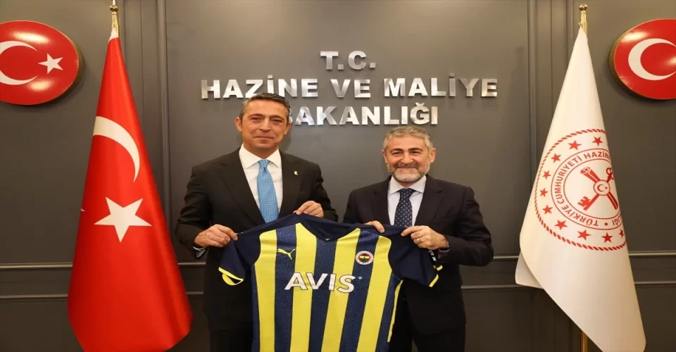 Fenerbahçe Başkanı ile Hazine ve Maliye Bakanı bir arada
