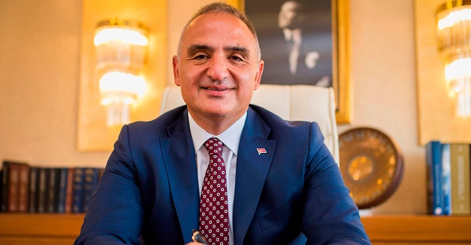 Kültür ve Turizm Bakanı Ersoy’dan müzik kısıtlamasına yorum