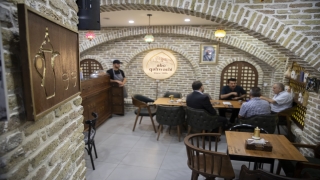 Erbil’in 140 yıllık ilk kahvehanesi 39 yıl aradan sonra yeniden açıldı