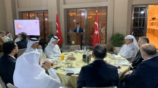 Türkiye’nin Doha Büyükelçisi, deprem haberlerine katkılarından dolayı Katar’daki gazetecilere iftar verdi