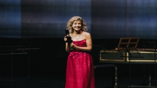İstanbul Müzik Festivali’nde ”Yaşam Boyu Başarı Ödülü” Anne Sophie Mutter’e verildi