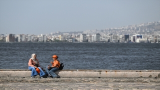 İzmir’de lösemili çocuklar için farkındalık yürüyüşü 