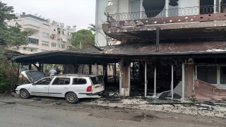 Antalya’da boş binada çıkan yangın itfaiye ekiplerince söndürüldü