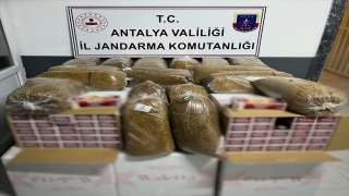 Antalya’da kaçak tütün operasyonunda 2 şüpheli yakalandı