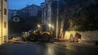 Zonguldak’ta fırtına yaşamı olumsuz etkiliyor
