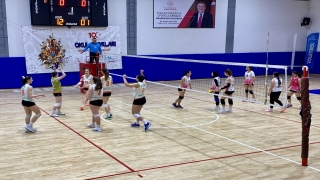 Okul Sporları Voleybol Gençler A Yarı Finalleri Kırşehir’de başladı