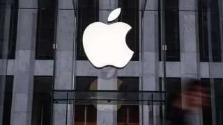 iPhone satışları Apple’ın karını beklentilerin üzerine taşıdı