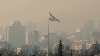 Tahran’da hava kirliliği nedeniyle tüm okullar ve kurumlar tatil