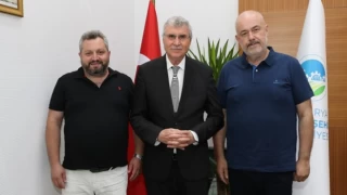 Adil Köseoğlu'dan başkan Ekrem Yüce'ye ziyaret