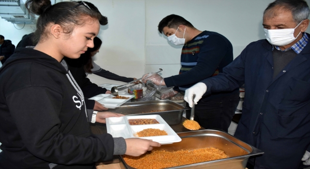 Kırıkkale’de her gün 3 bin öğrenciye ücretsiz yemek veriliyor