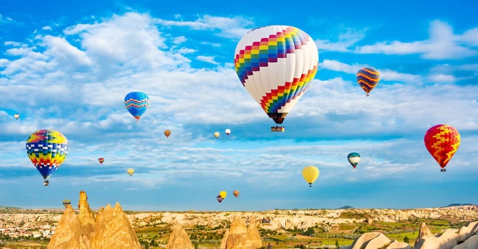Kapadokya’da balon turları 3 bin TL’yi geçti