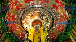 CERN’deki büyük hadron çarpıştırıcısı, 3 yıl sonra tekrar çalıştırıldı