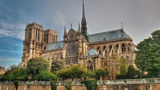 Notre Dame Katedrali’nde çıkan yangının üzerinden 3 yıl geçti