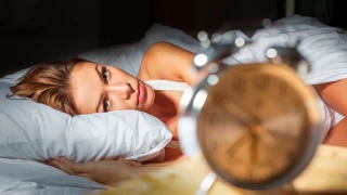 Uykusuzluk sosyal hayata nasıl zarar veriyor?